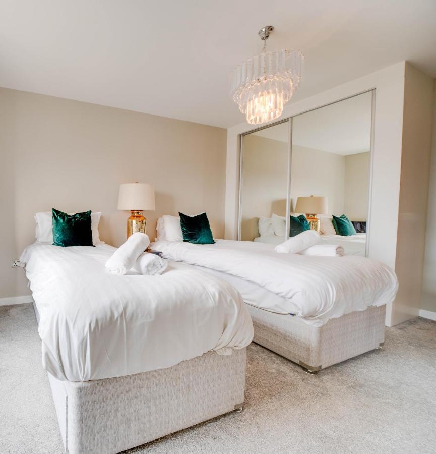 Tallest Building In The City Centre Sleeps 5 Incredible City Mountain And Lagan Views Белфаст Экстерьер фото